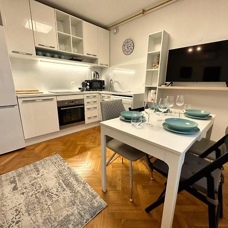 Charming City Loft Apartment リュブリャナ エクステリア 写真