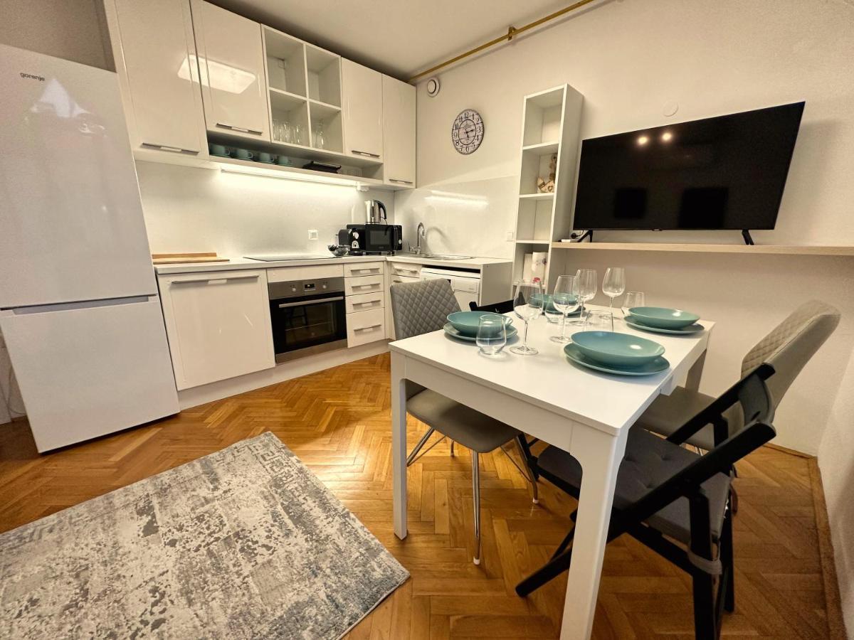 Charming City Loft Apartment リュブリャナ エクステリア 写真